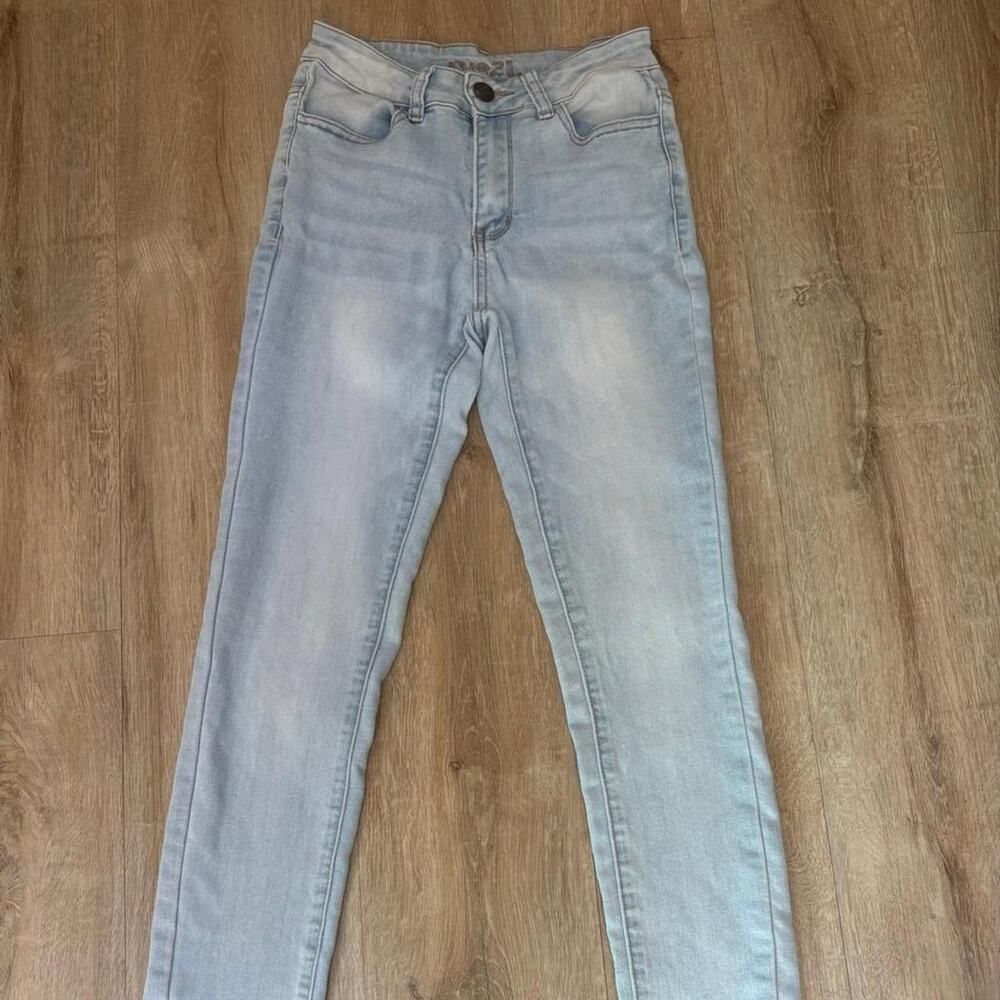 Rue21 light blue skinny jeans